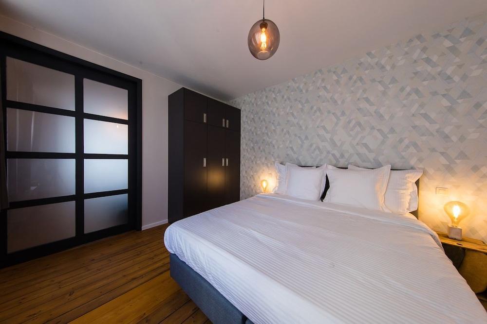 Urban Suites Brussels Eu Exterior photo